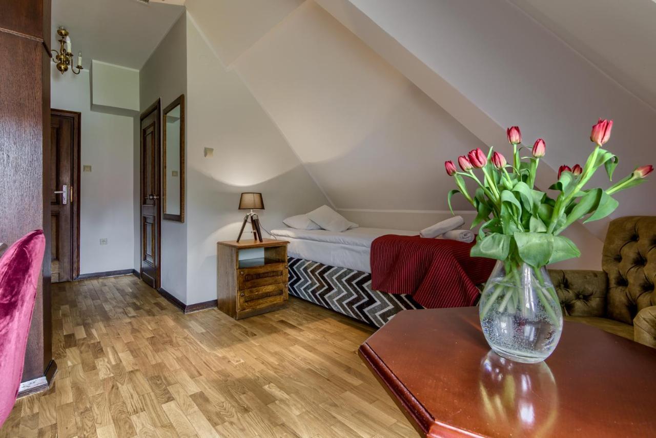 Kadyny Folwark Hotel & Spa Экстерьер фото