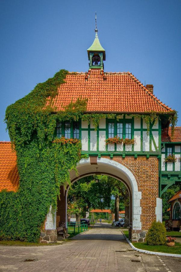 Kadyny Folwark Hotel & Spa Экстерьер фото
