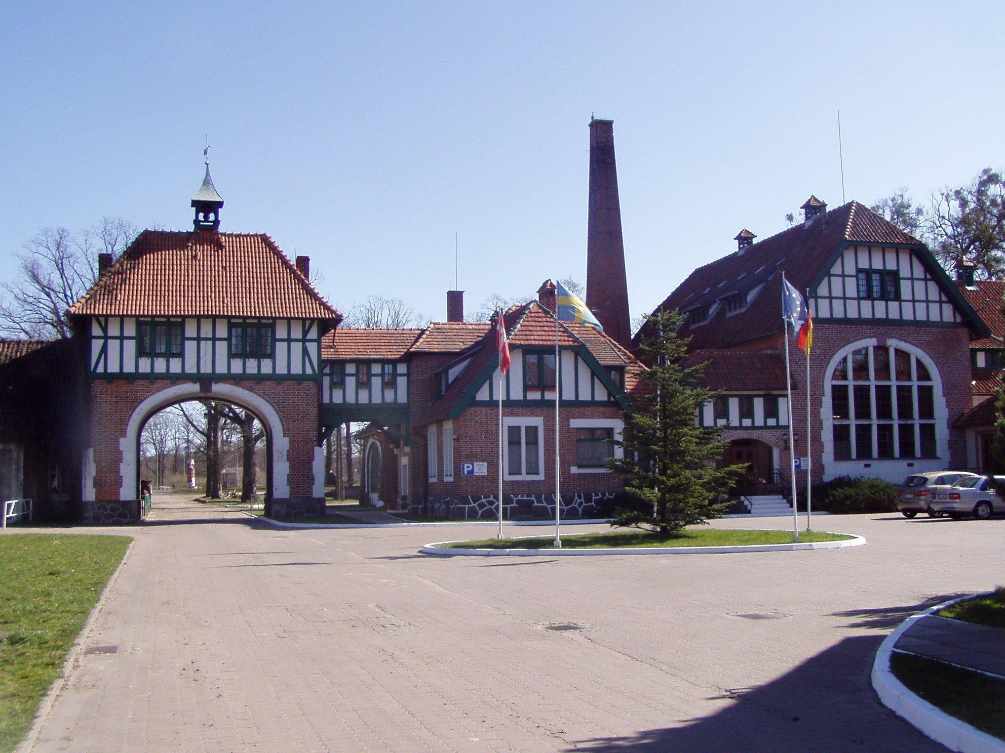 Kadyny Folwark Hotel & Spa Экстерьер фото